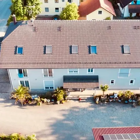 Brandmayerhof בית הארחה 3*